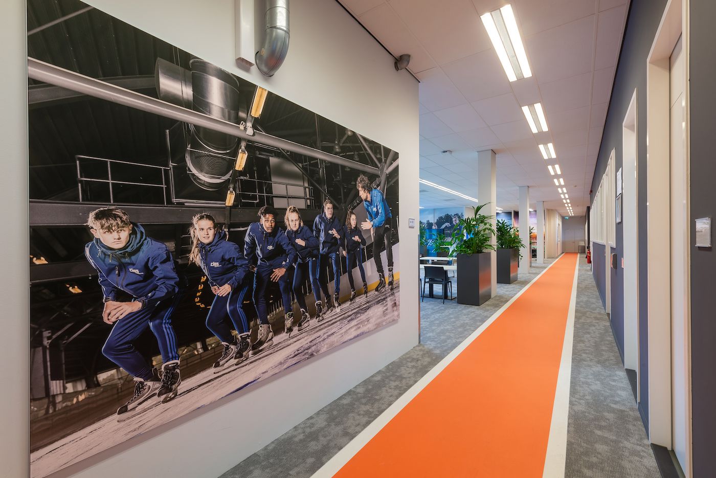 Korteland Visuals beelden van skiënde sportende mensen op Da Vinci college school
